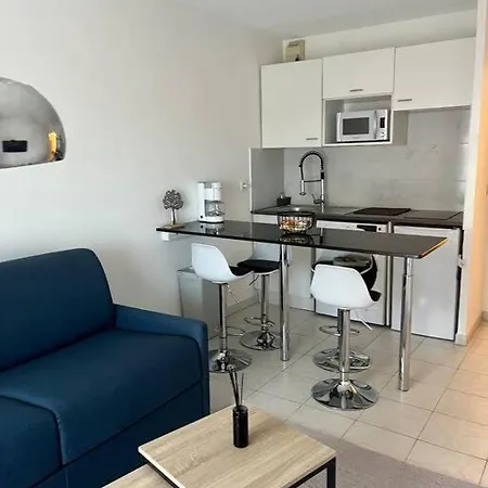 2 Pieces De 29 M2 Apartment *